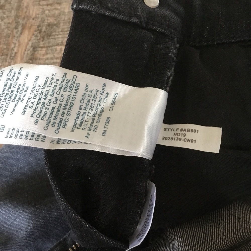 J. Crew Women's Black Straight Leg Jeans - Picture 8 of 10